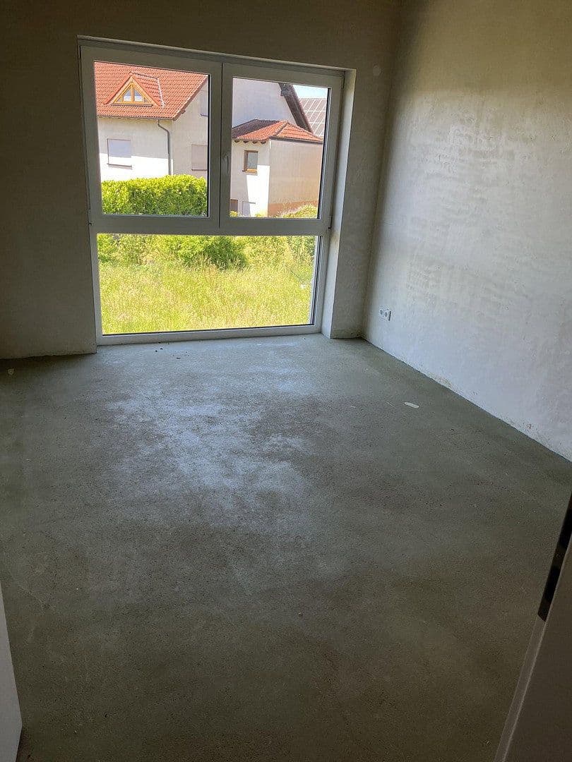 Prodej domu 128 m², pozemek 389 m², Höstchesflur 14b, Idar-Oberstein, Porýní-Falc Prodej domu 128 m², pozemek 389 m², Höstchesflur 14b, Idar-Oberstein, Porýní-Falc