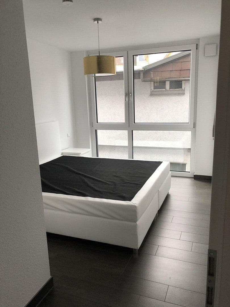 Pronájem bytu 3+1 89 m², Sindelfingen, Bádensko-Württembersko Pronájem bytu 3+1 89 m², Sindelfingen, Bádensko-Württembersko