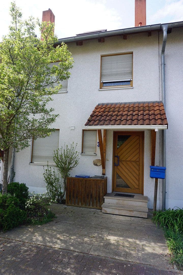 Pronájem domu 140 m², pozemek 246 m², Speyer, Porýní-Falc Pronájem domu 140 m², pozemek 246 m², Speyer, Porýní-Falc