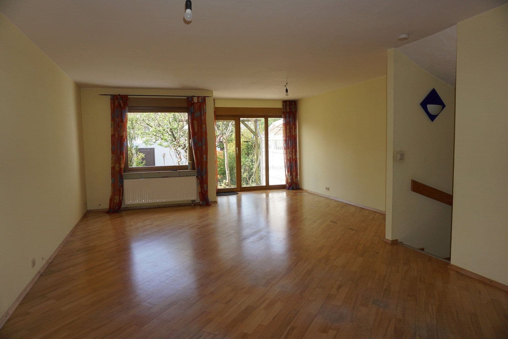 Pronájem domu 140 m², pozemek 246 m², Speyer, Porýní-Falc Pronájem domu 140 m², pozemek 246 m², Speyer, Porýní-Falc