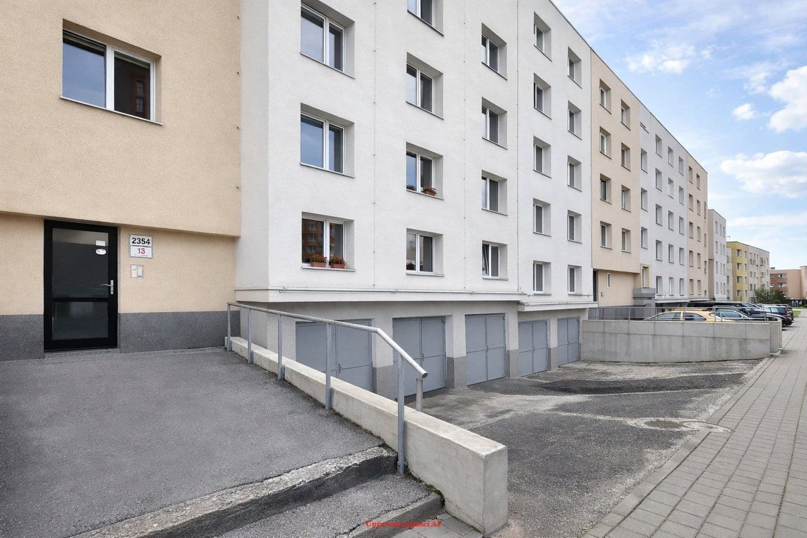 Pronájem nebytového prostoru 16 m², tř. 17. listopadu, Karviná, Moravskoslezský kraj Pronájem nebytového prostoru 16 m², tř. 17. listopadu, Karviná, Moravskoslezský kraj