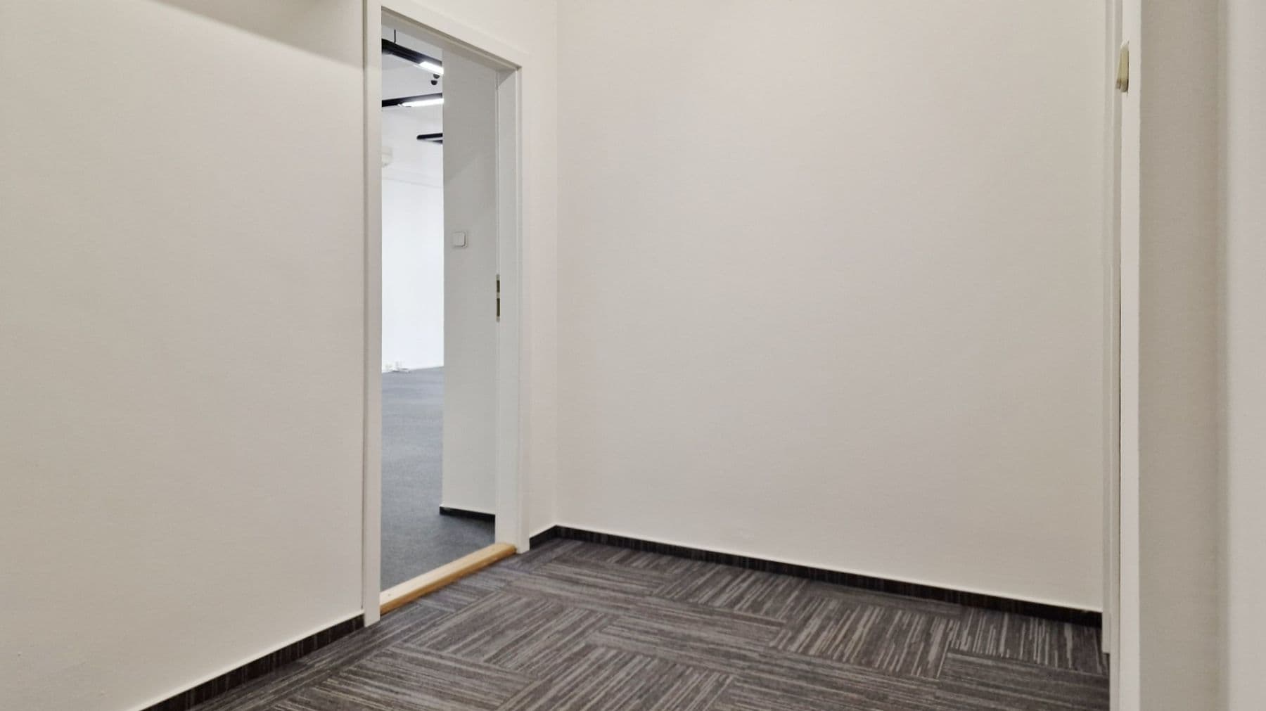 Pronájem kanceláře 91 m², Opletalova, Praha, Praha Pronájem kanceláře 91 m², Opletalova, Praha, Praha