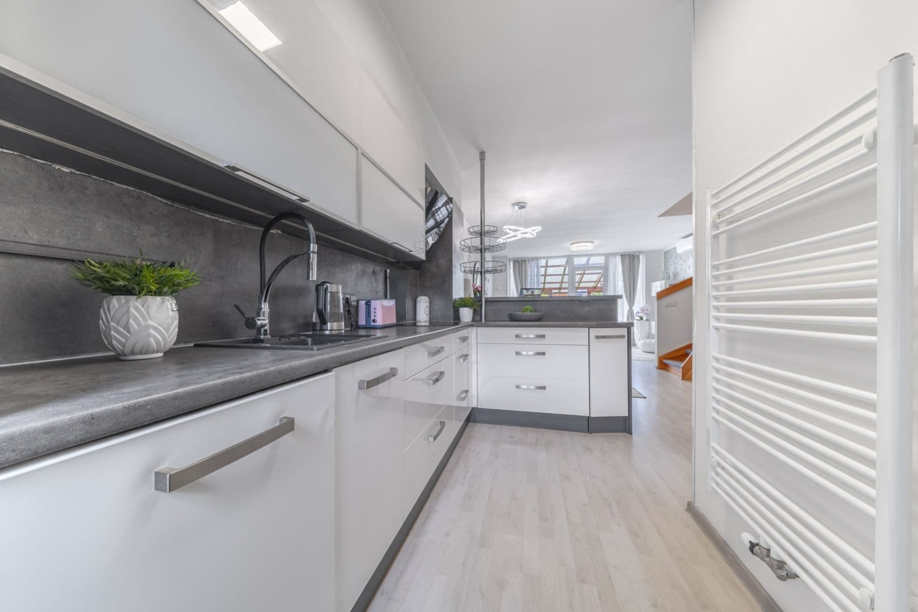 Prodej domu 103 m², pozemek 174 m², Ořešín, Buštěhrad, Středočeský kraj Prodej domu 103 m², pozemek 174 m², Ořešín, Buštěhrad, Středočeský kraj