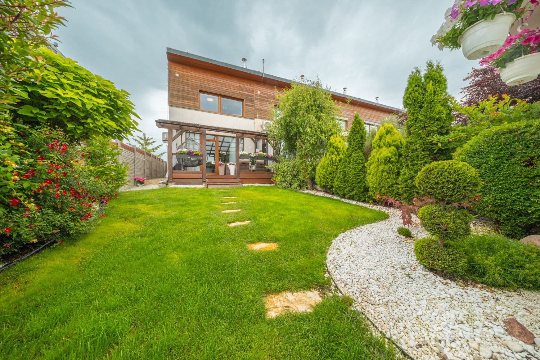 Prodej domu 103 m², pozemek 174 m², Ořešín, Buštěhrad, Středočeský kraj Prodej domu 103 m², pozemek 174 m², Ořešín, Buštěhrad, Středočeský kraj