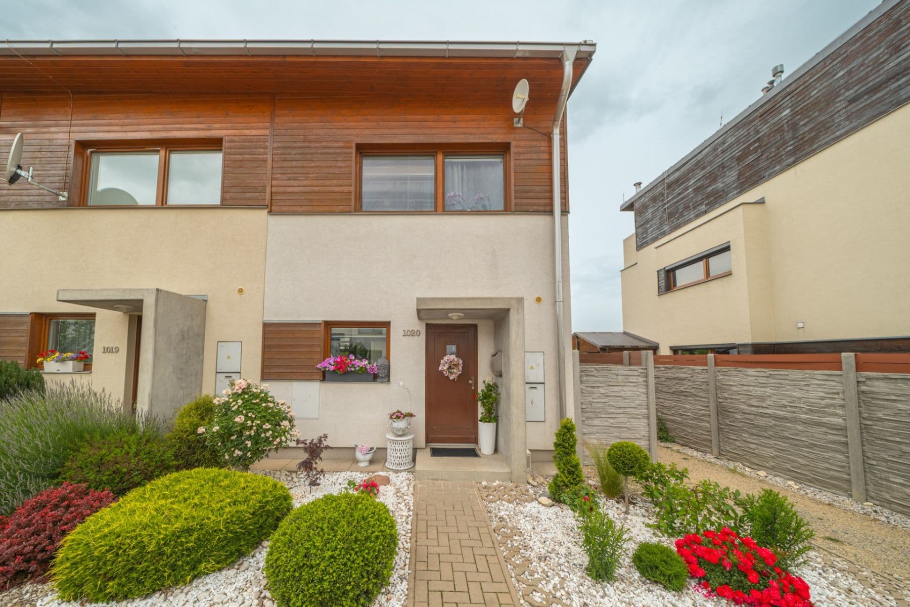 Prodej domu 103 m², pozemek 174 m², Ořešín, Buštěhrad, Středočeský kraj Prodej domu 103 m², pozemek 174 m², Ořešín, Buštěhrad, Středočeský kraj