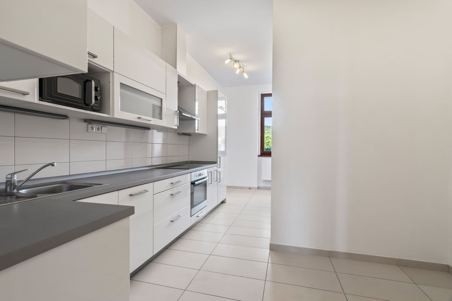 Pronájem bytu 1+1 39 m², Sokolovská, Praha, Praha Pronájem bytu 1+1 39 m², Sokolovská, Praha, Praha