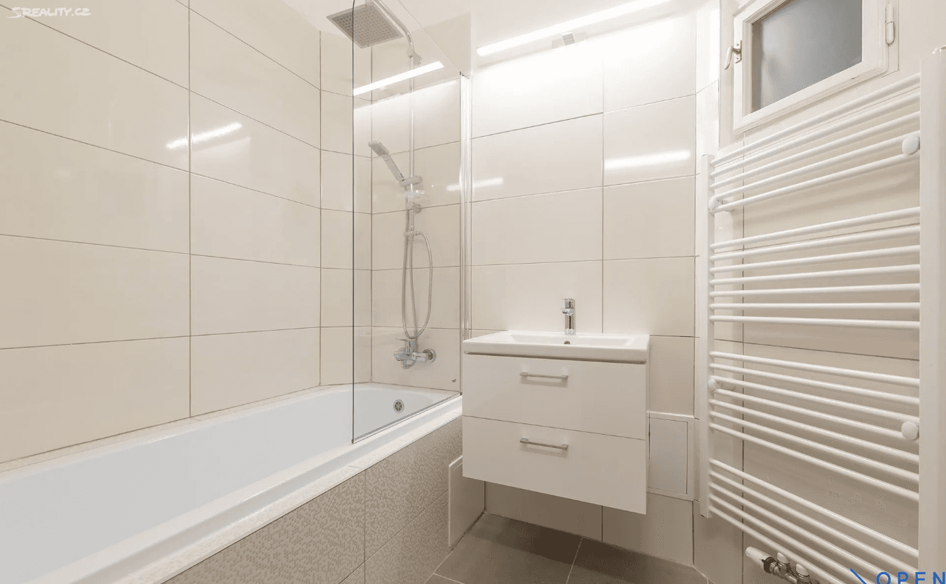 Pronájem bytu 100 m², U Havlíčkových sadů, Praha, Praha Pronájem bytu 100 m², U Havlíčkových sadů, Praha, Praha