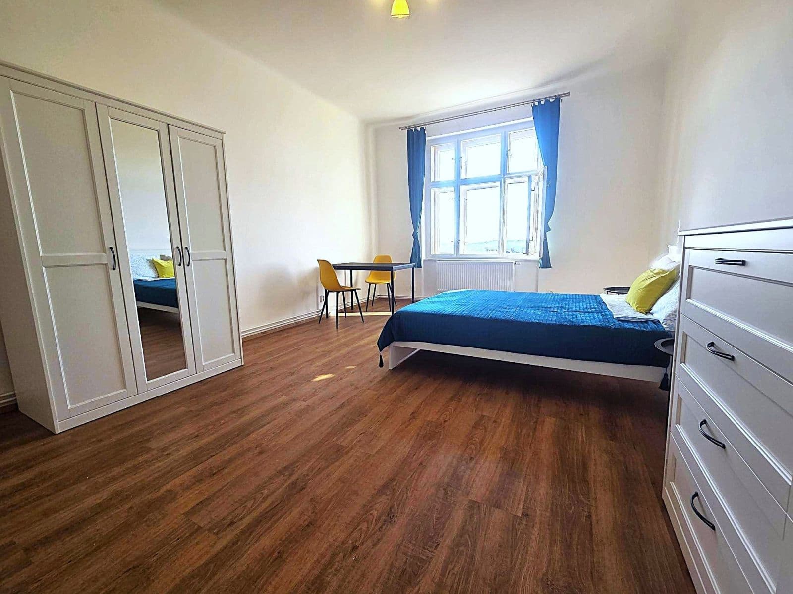 Pronájem bytu 100 m², U Havlíčkových sadů, Praha, Praha Pronájem bytu 100 m², U Havlíčkových sadů, Praha, Praha