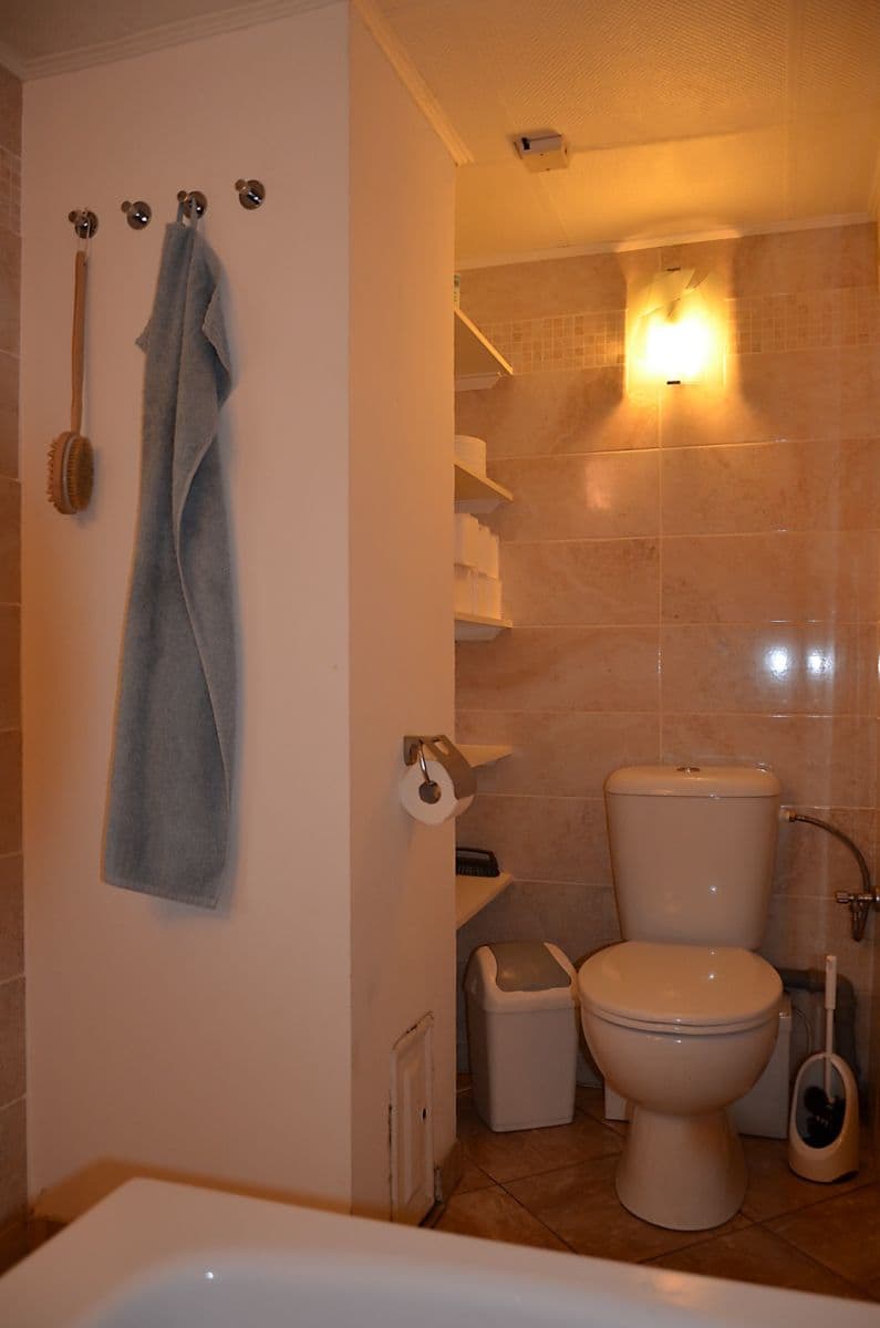 Prodej chaty, chalupy 80 m², pozemek 449 m², Dolní Břežany, Středočeský kraj Prodej chaty, chalupy 80 m², pozemek 449 m², Dolní Břežany, Středočeský kraj
