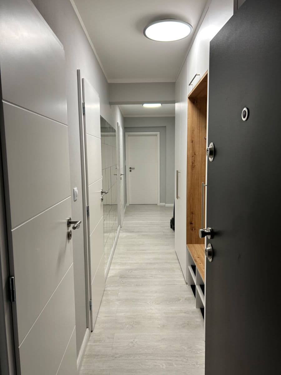 Prodej bytu 2+kk 60 m², sídl. Hůrka, Kralupy nad Vltavou, Středočeský kraj Prodej bytu 2+kk 60 m², sídl. Hůrka, Kralupy nad Vltavou, Středočeský kraj