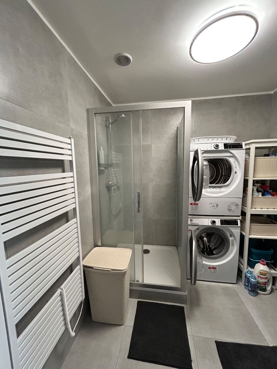 Prodej bytu 2+kk 60 m², sídl. Hůrka, Kralupy nad Vltavou, Středočeský kraj Prodej bytu 2+kk 60 m², sídl. Hůrka, Kralupy nad Vltavou, Středočeský kraj