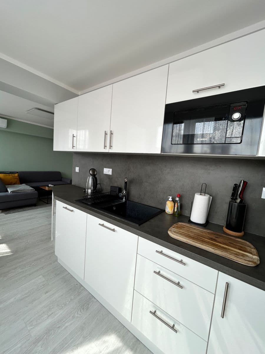 Prodej bytu 2+kk 60 m², sídl. Hůrka, Kralupy nad Vltavou, Středočeský kraj Prodej bytu 2+kk 60 m², sídl. Hůrka, Kralupy nad Vltavou, Středočeský kraj