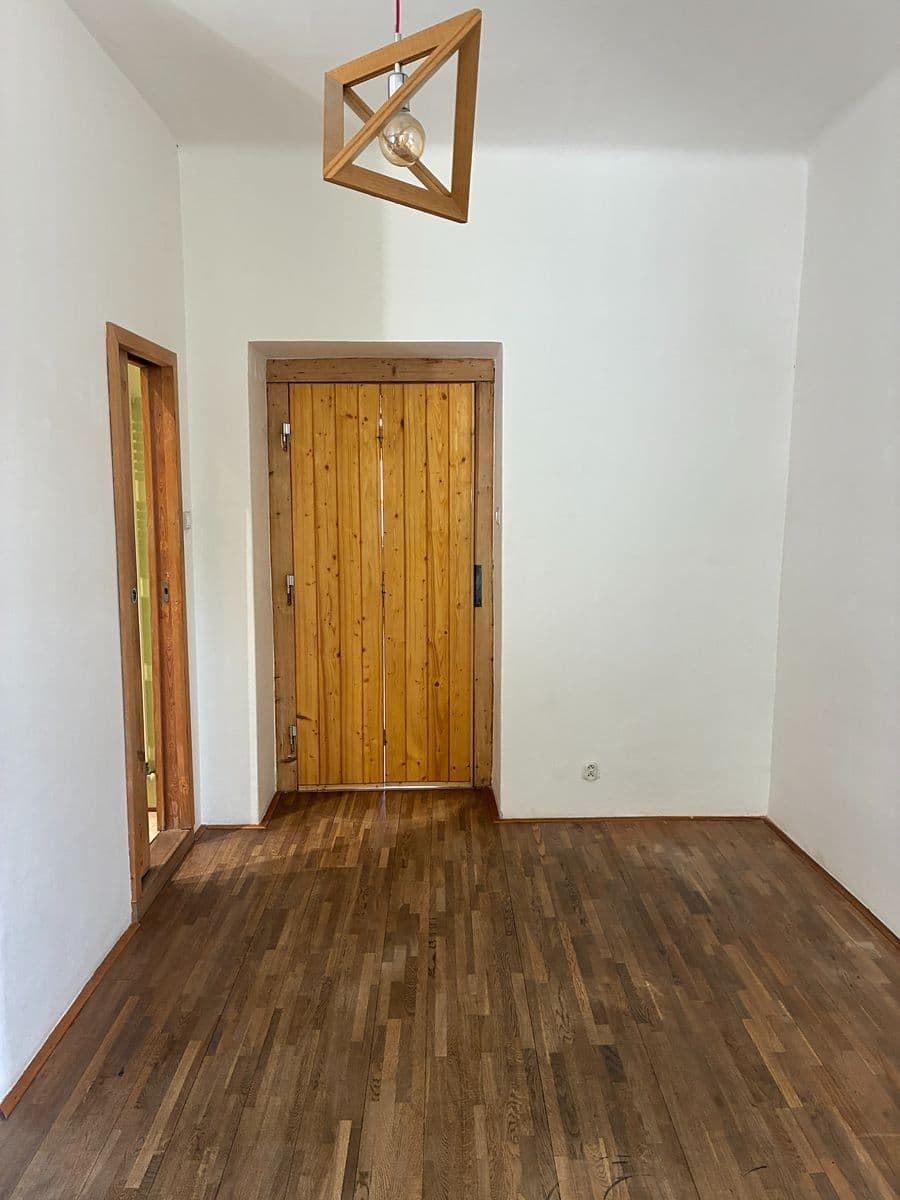 Pronájem bytu 2+kk 53 m², U Uranie, Praha, Praha Pronájem bytu 2+kk 53 m², U Uranie, Praha, Praha