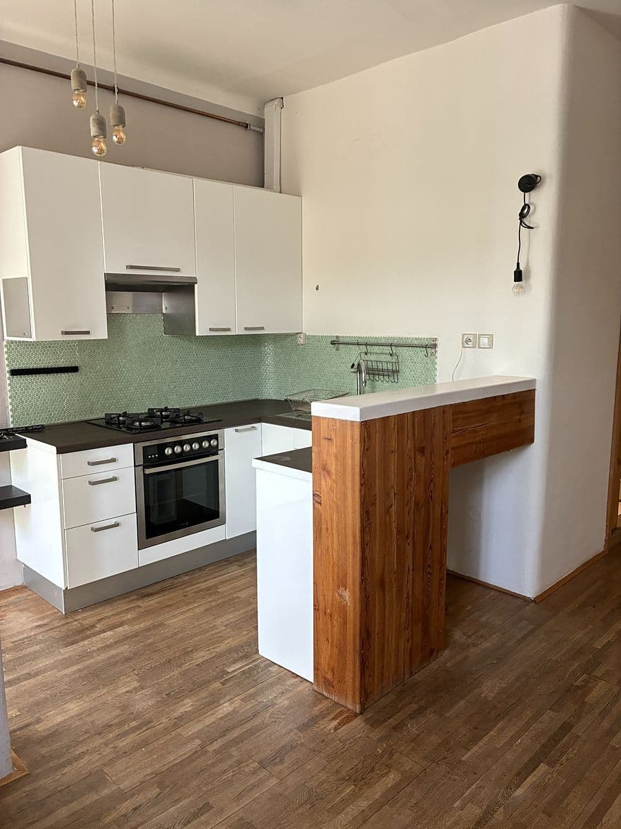 Pronájem bytu 2+kk 53 m², U Uranie, Praha, Praha Pronájem bytu 2+kk 53 m², U Uranie, Praha, Praha