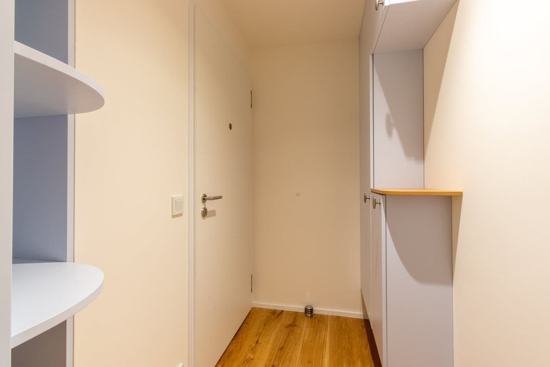 Pronájem bytu 3+kk 82 m², U Komína, Praha, Praha Pronájem bytu 3+kk 82 m², U Komína, Praha, Praha