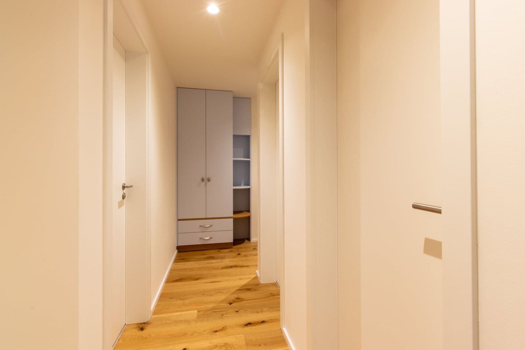 Pronájem bytu 3+kk 82 m², U Komína, Praha, Praha Pronájem bytu 3+kk 82 m², U Komína, Praha, Praha