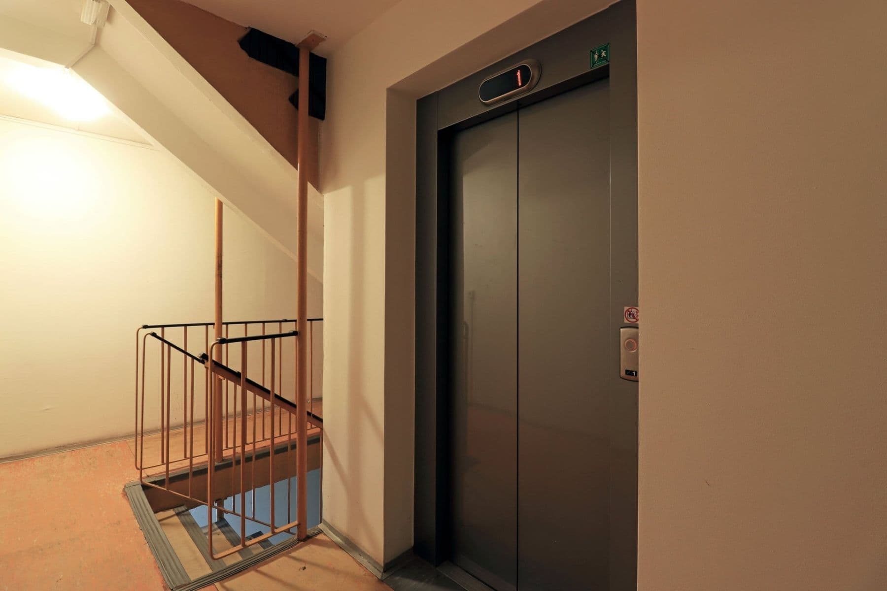 Pronájem bytu 3+kk 66 m², Petýrkova, Praha, Praha Pronájem bytu 3+kk 66 m², Petýrkova, Praha, Praha