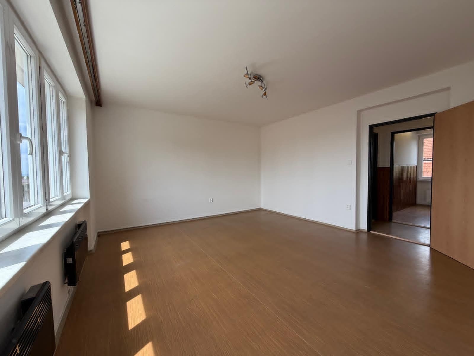 Pronájem bytu 3+1 65 m², Horova, Říčany, Středočeský kraj Pronájem bytu 3+1 65 m², Horova, Říčany, Středočeský kraj