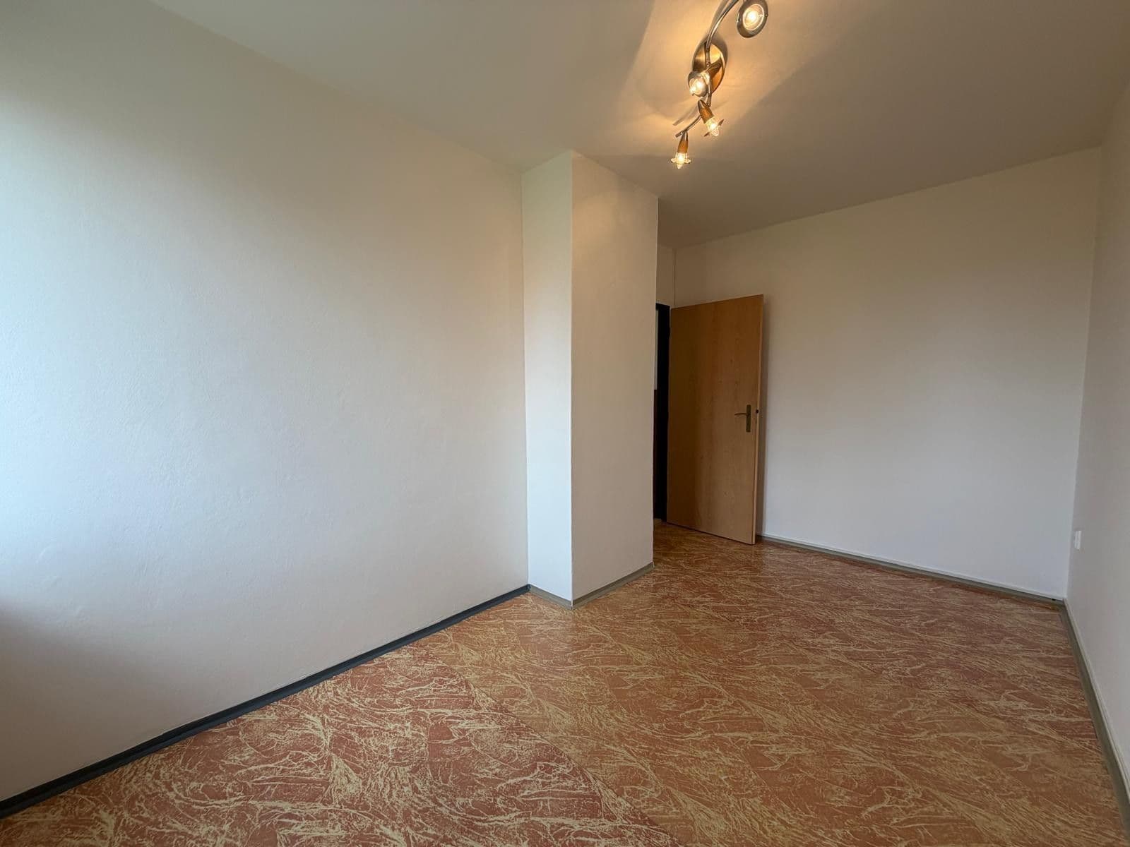 Pronájem bytu 3+1 65 m², Horova, Říčany, Středočeský kraj Pronájem bytu 3+1 65 m², Horova, Říčany, Středočeský kraj