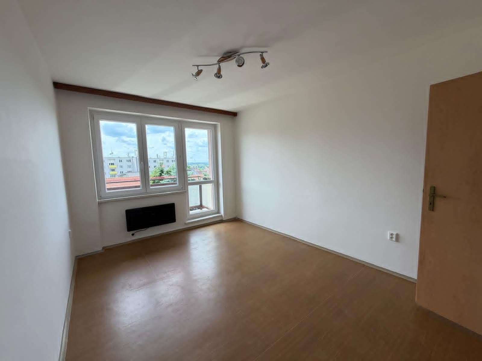 Pronájem bytu 3+1 65 m², Horova, Říčany, Středočeský kraj Pronájem bytu 3+1 65 m², Horova, Říčany, Středočeský kraj