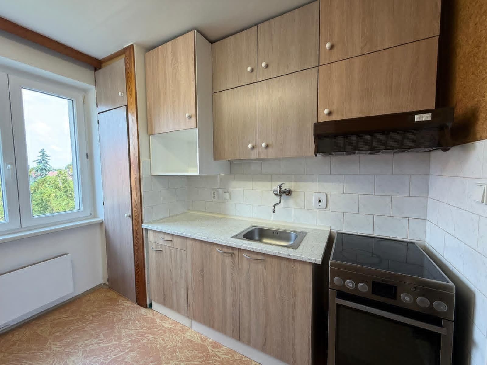 Pronájem bytu 3+1 65 m², Horova, Říčany, Středočeský kraj Pronájem bytu 3+1 65 m², Horova, Říčany, Středočeský kraj