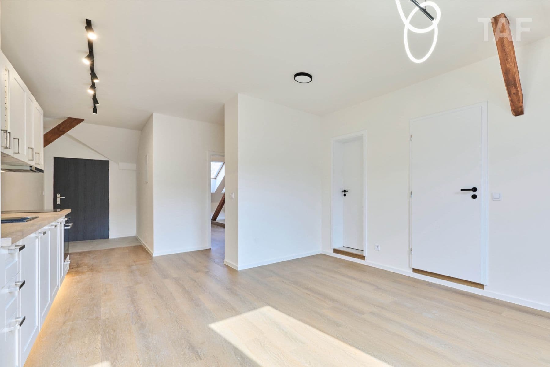 Prodej bytu 3+kk 81 m², Plzeňská, Praha, Praha Prodej bytu 3+kk 81 m², Plzeňská, Praha, Praha