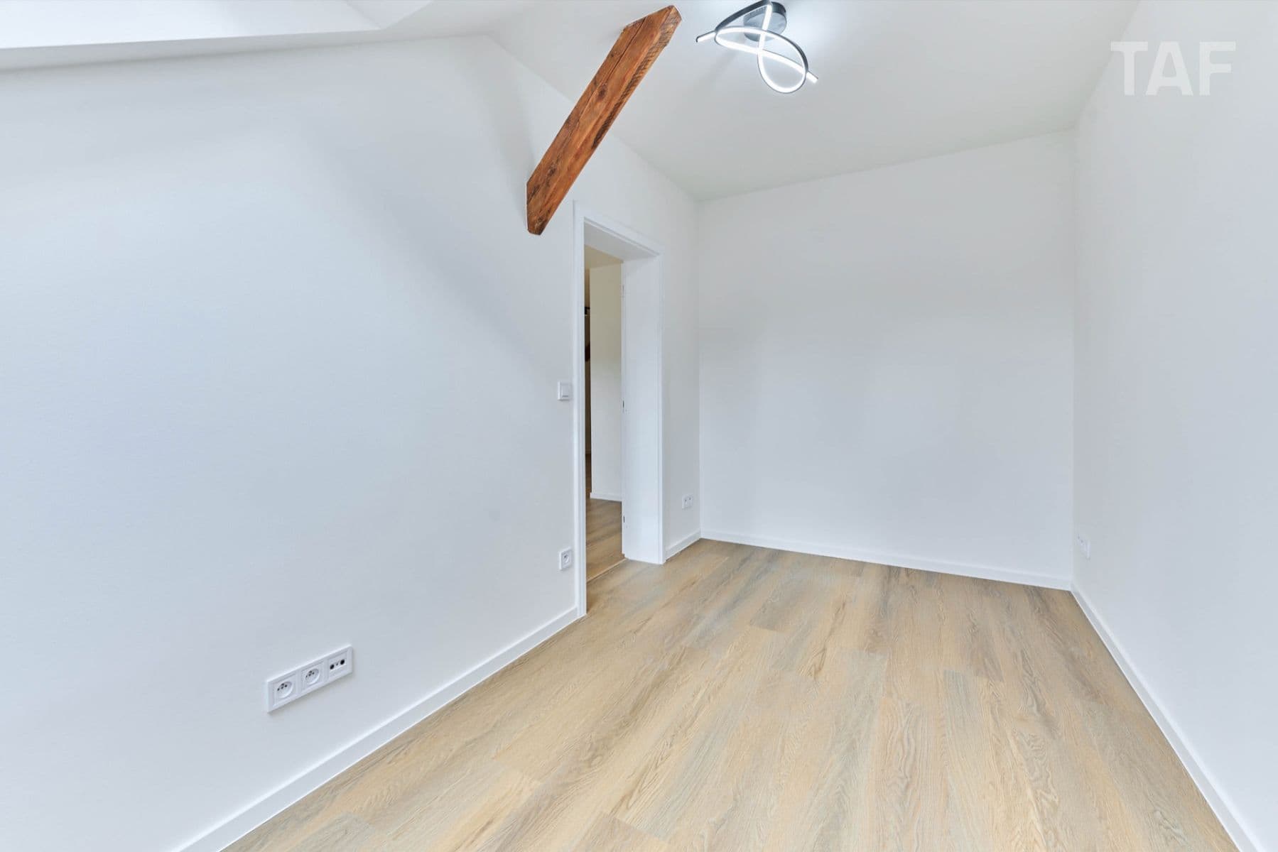 Prodej bytu 3+kk 81 m², Plzeňská, Praha, Praha Prodej bytu 3+kk 81 m², Plzeňská, Praha, Praha