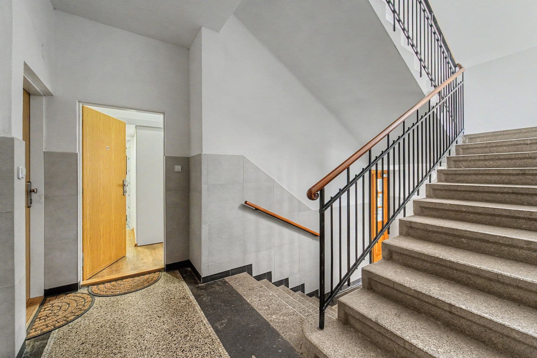 Prodej bytu 1+kk 33 m², Lounských, Praha, Praha Prodej bytu 1+kk 33 m², Lounských, Praha, Praha