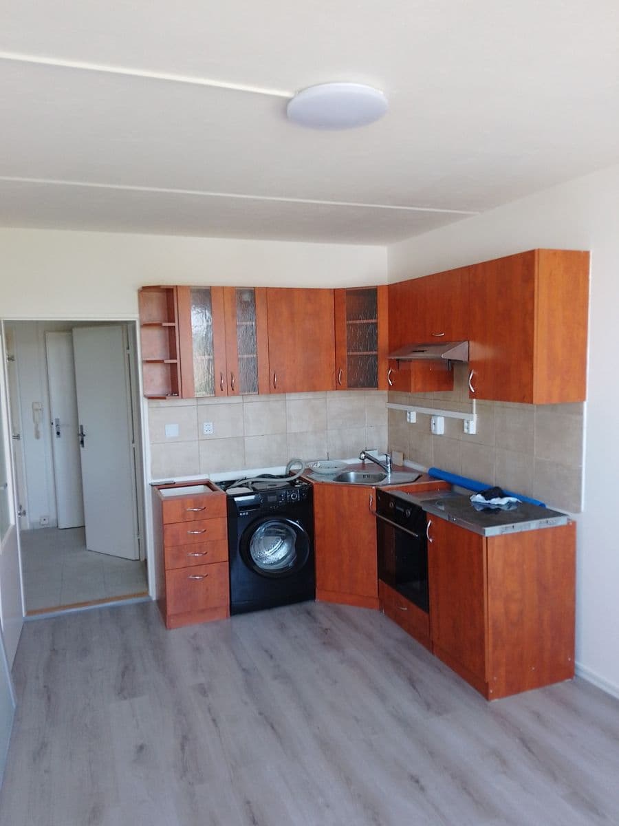 Pronájem bytu 2+kk 39 m², Bryksova, Praha, Praha Pronájem bytu 2+kk 39 m², Bryksova, Praha, Praha