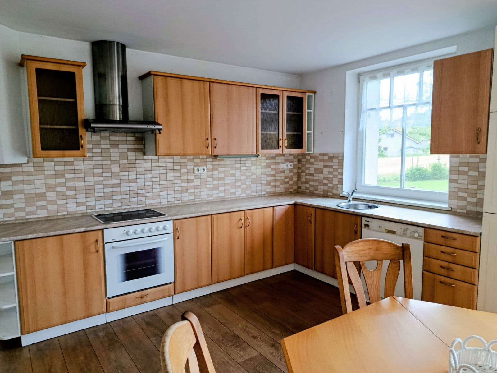 Prodej domu 155 m², pozemek 1.436 m², Sousedovice, Jihočeský kraj Prodej domu 155 m², pozemek 1.436 m², Sousedovice, Jihočeský kraj