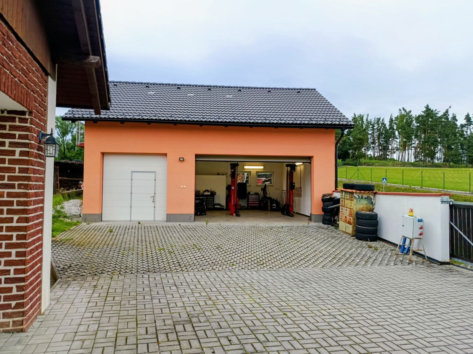 Prodej domu 155 m², pozemek 1.436 m², Sousedovice, Jihočeský kraj Prodej domu 155 m², pozemek 1.436 m², Sousedovice, Jihočeský kraj