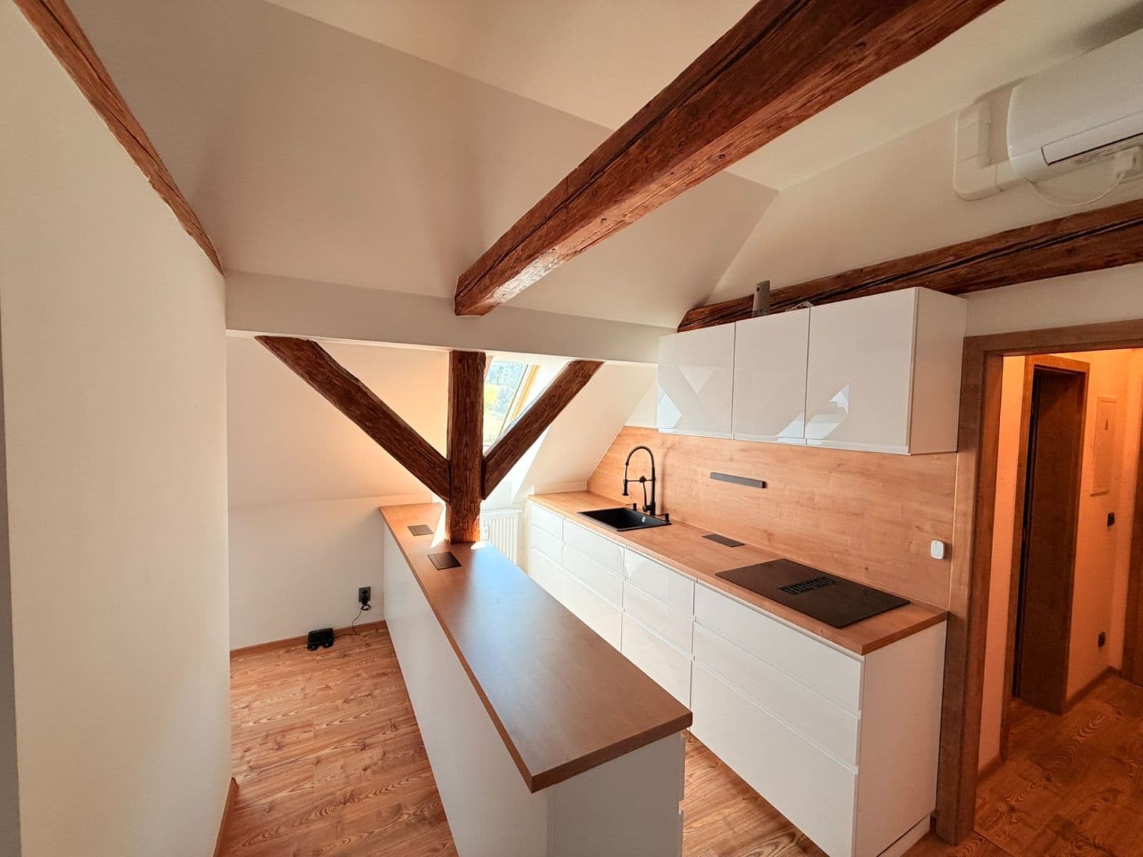 Prodej bytu 1+kk 36 m², Staré Buky, Královéhradecký kraj Prodej bytu 1+kk 36 m², Staré Buky, Královéhradecký kraj
