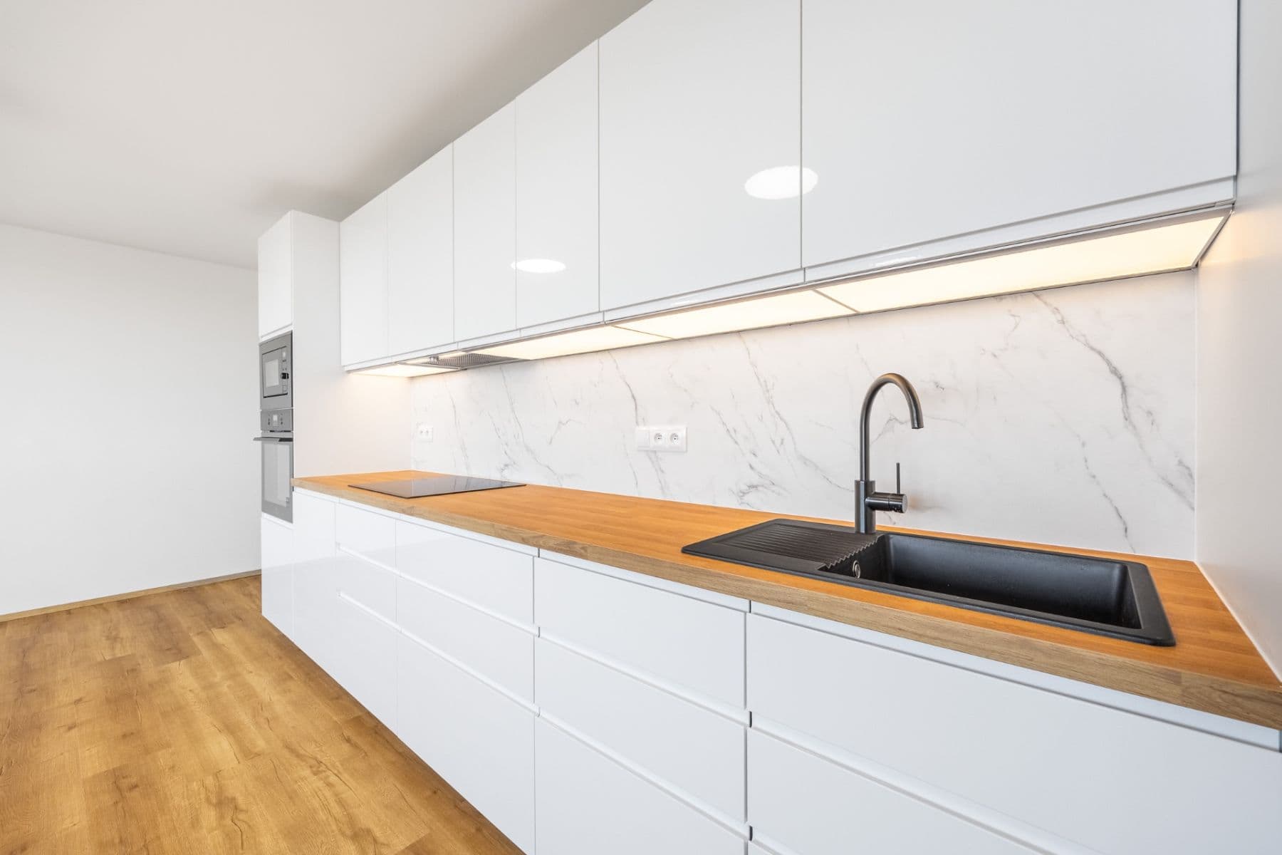 Prodej bytu 3+kk 80 m², Daškova, Praha, Praha Prodej bytu 3+kk 80 m², Daškova, Praha, Praha