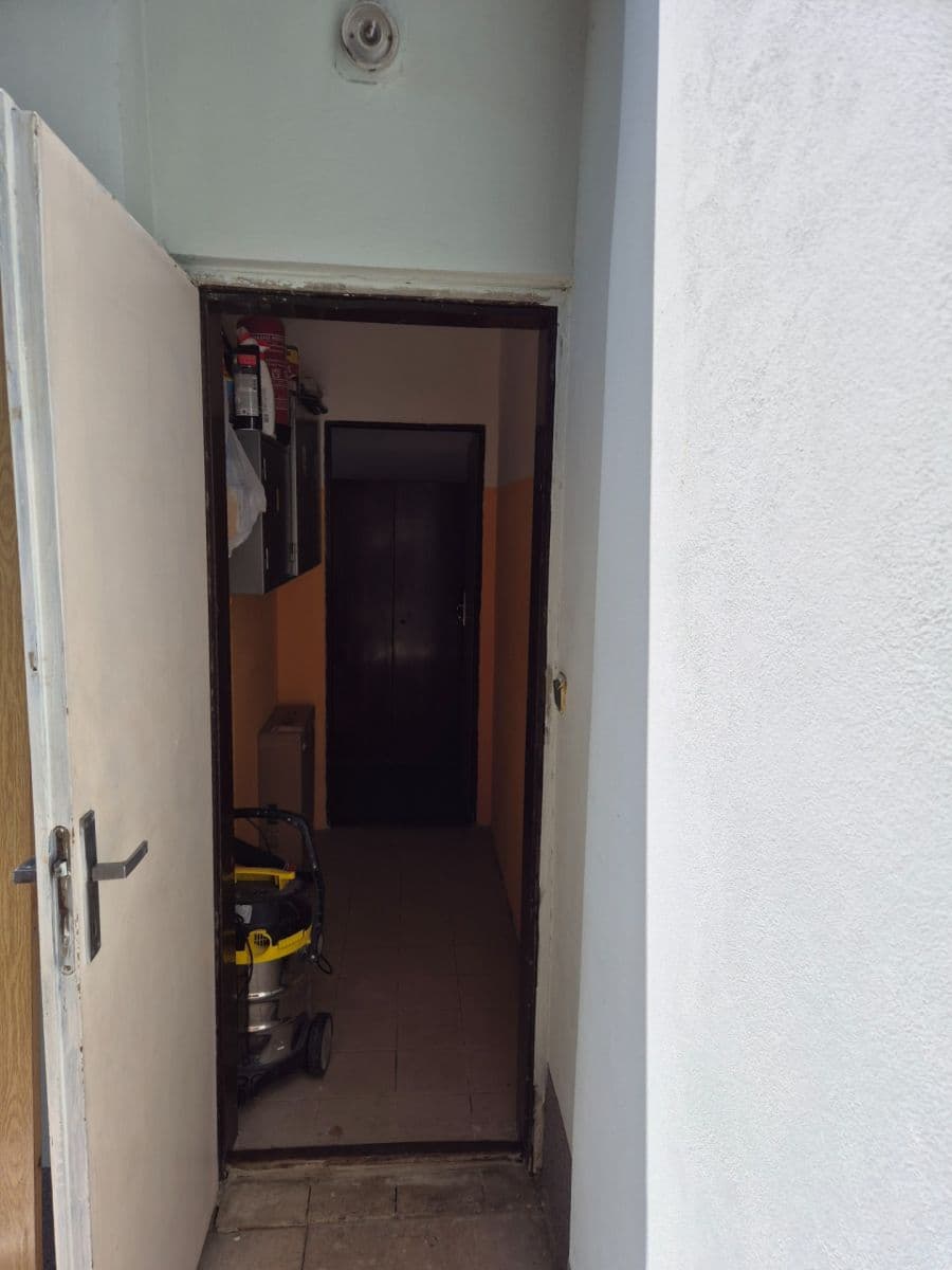Pronájem bytu 1+kk 32 m², Smíchovská, Praha, Praha Pronájem bytu 1+kk 32 m², Smíchovská, Praha, Praha