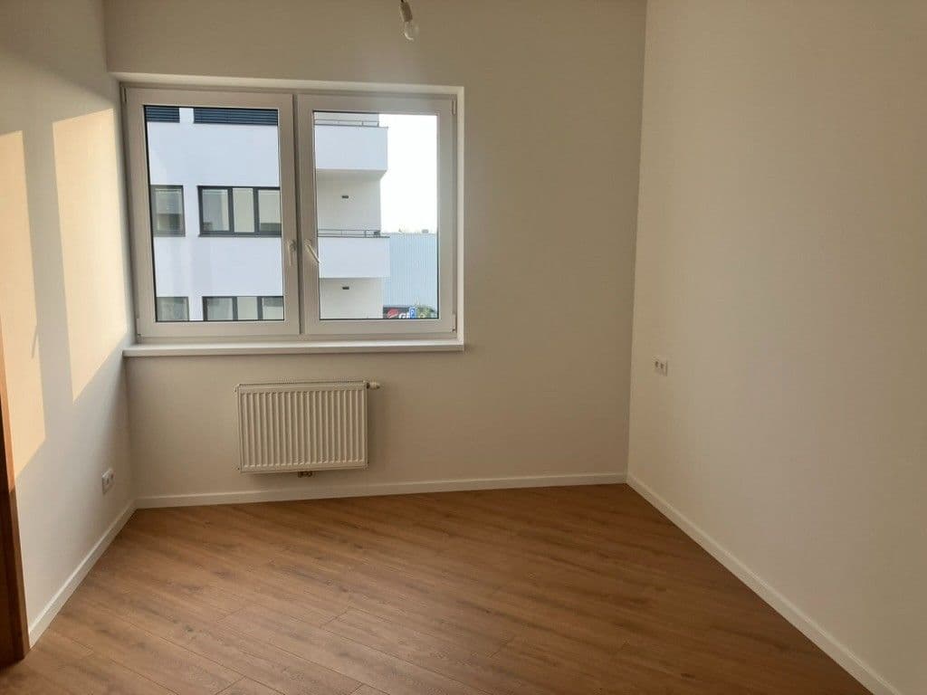 Pronájem bytu 3+kk 74 m², Brněnská, Šlapanice, Jihomoravský kraj Pronájem bytu 3+kk 74 m², Brněnská, Šlapanice, Jihomoravský kraj