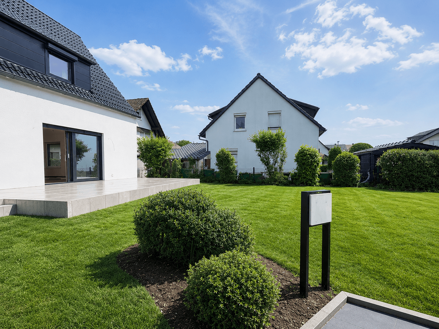 Prodej domu 200 m², pozemek 580 m², Gehenbühlstr 4, Gerlingen, Bádensko-Württembersko Prodej domu 200 m², pozemek 580 m², Gehenbühlstr 4, Gerlingen, Bádensko-Württembersko