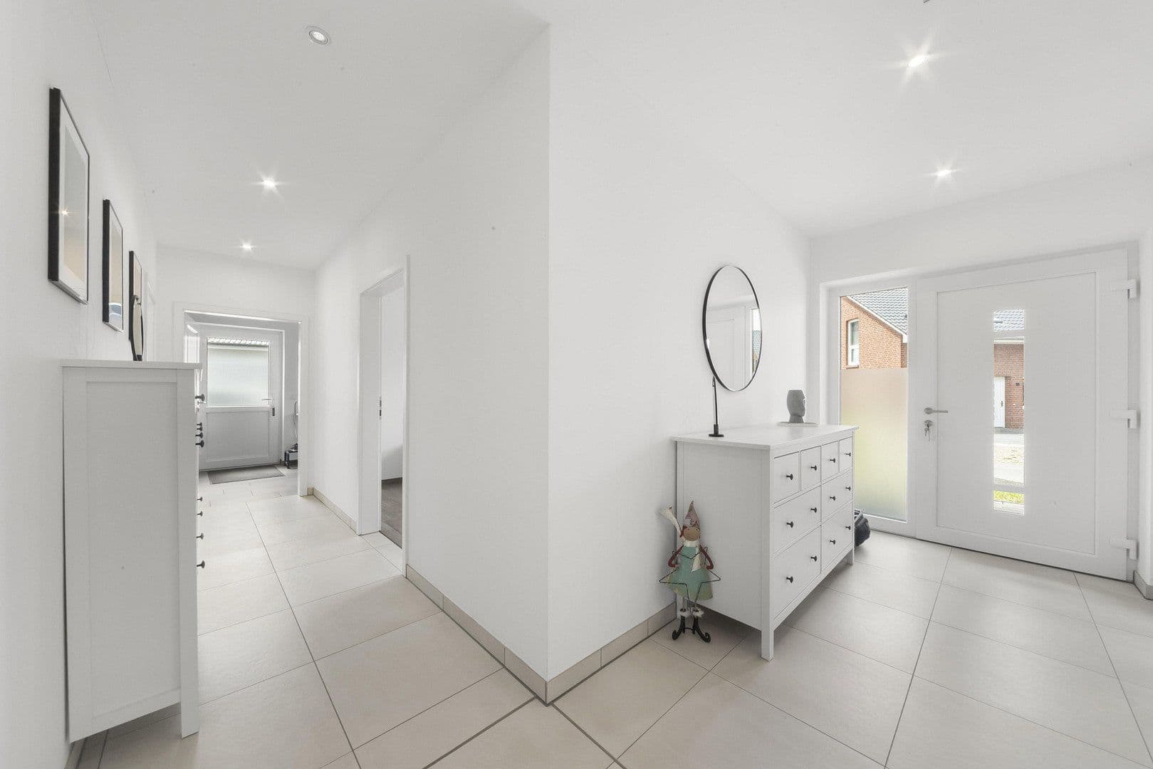 Prodej domu 167 m², pozemek 645 m², Wathlingen, Dolní Sasko Prodej domu 167 m², pozemek 645 m², Wathlingen, Dolní Sasko