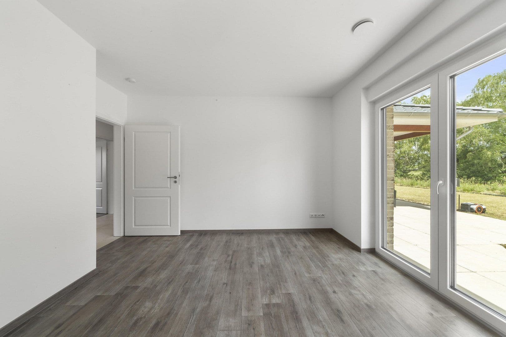 Prodej domu 167 m², pozemek 645 m², Wathlingen, Dolní Sasko Prodej domu 167 m², pozemek 645 m², Wathlingen, Dolní Sasko