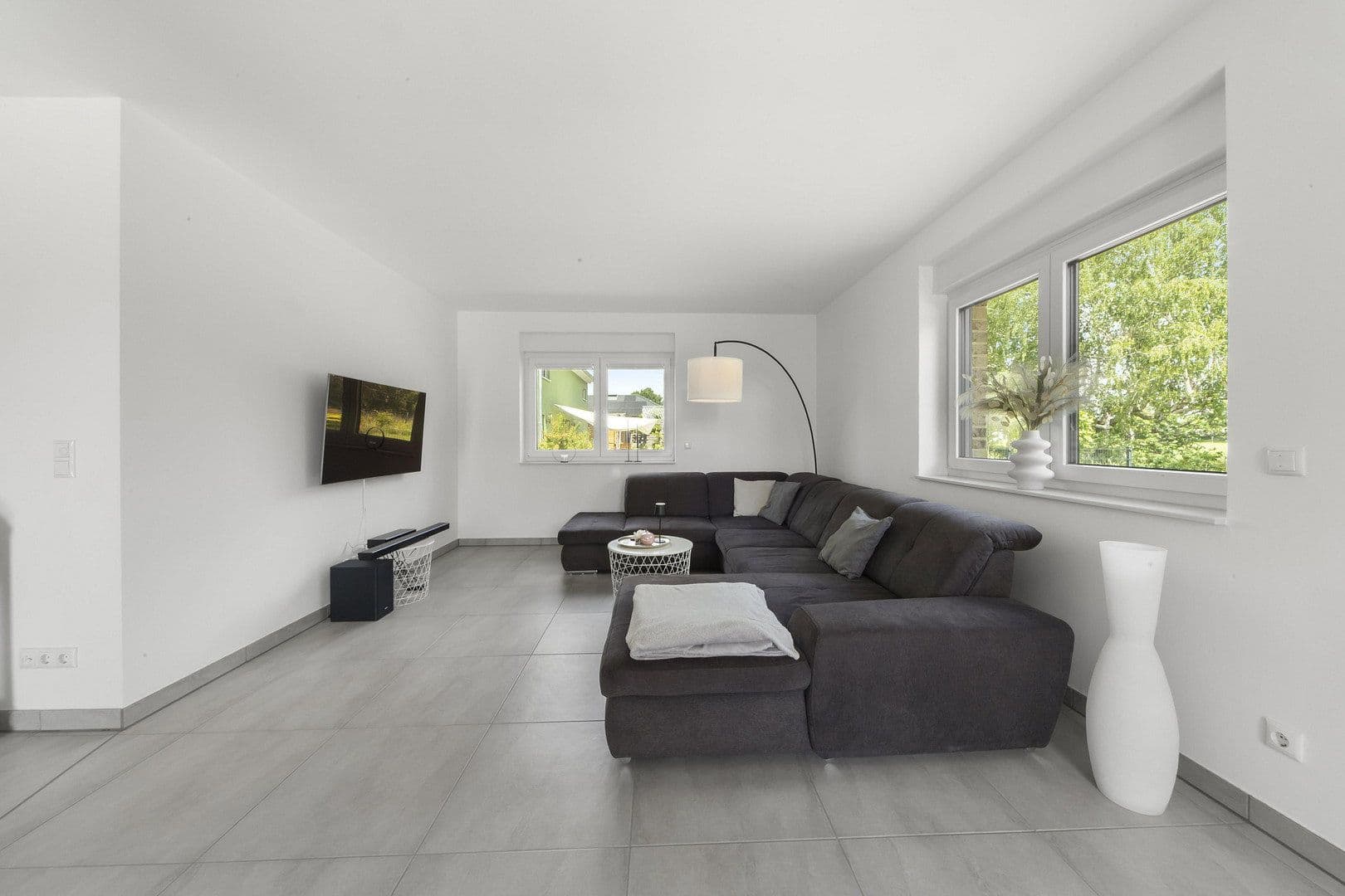 Prodej domu 167 m², pozemek 645 m², Wathlingen, Dolní Sasko Prodej domu 167 m², pozemek 645 m², Wathlingen, Dolní Sasko