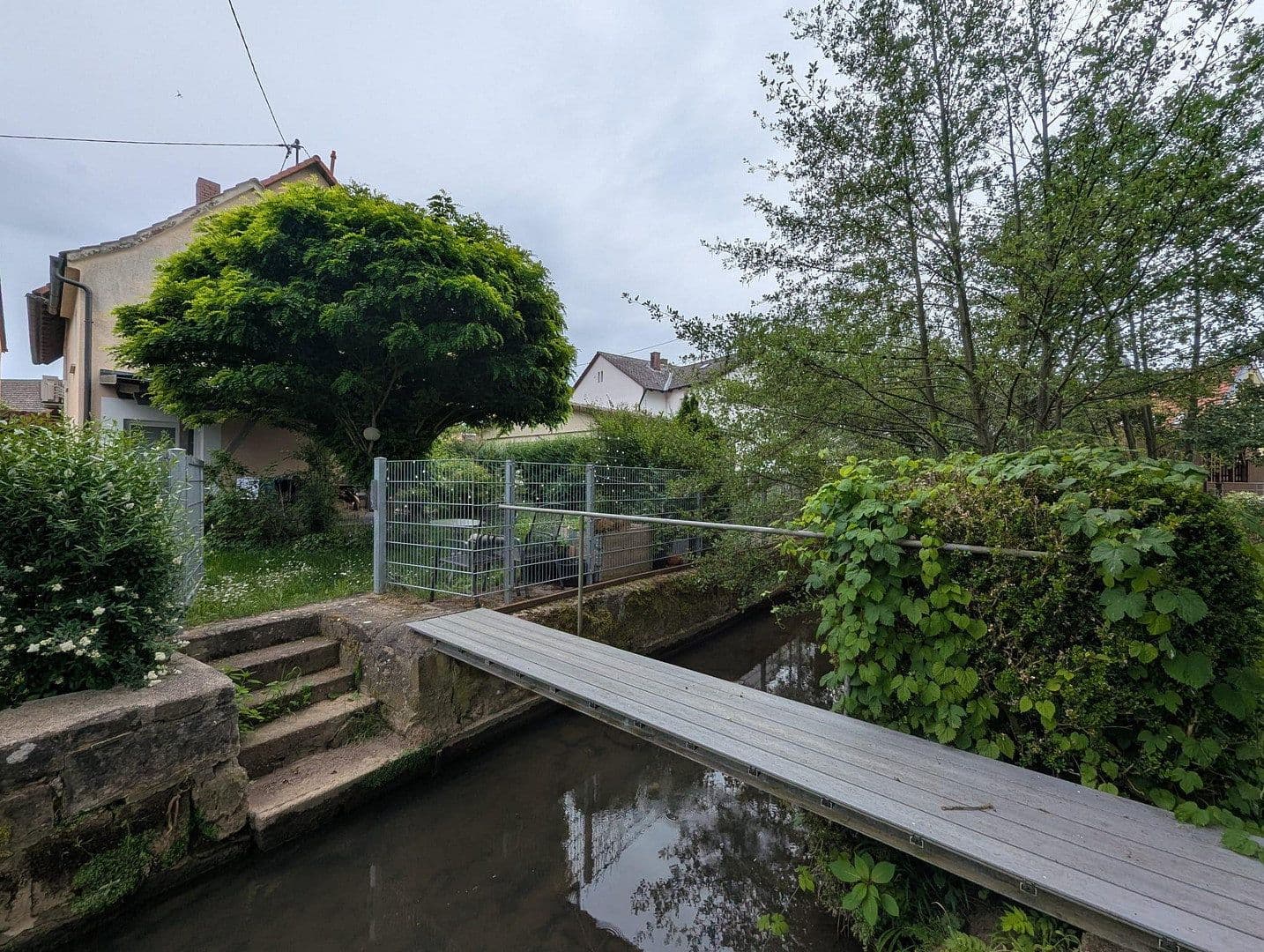 Prodej domu 190 m², pozemek 305 m², Thurnau, Bavorsko Prodej domu 190 m², pozemek 305 m², Thurnau, Bavorsko