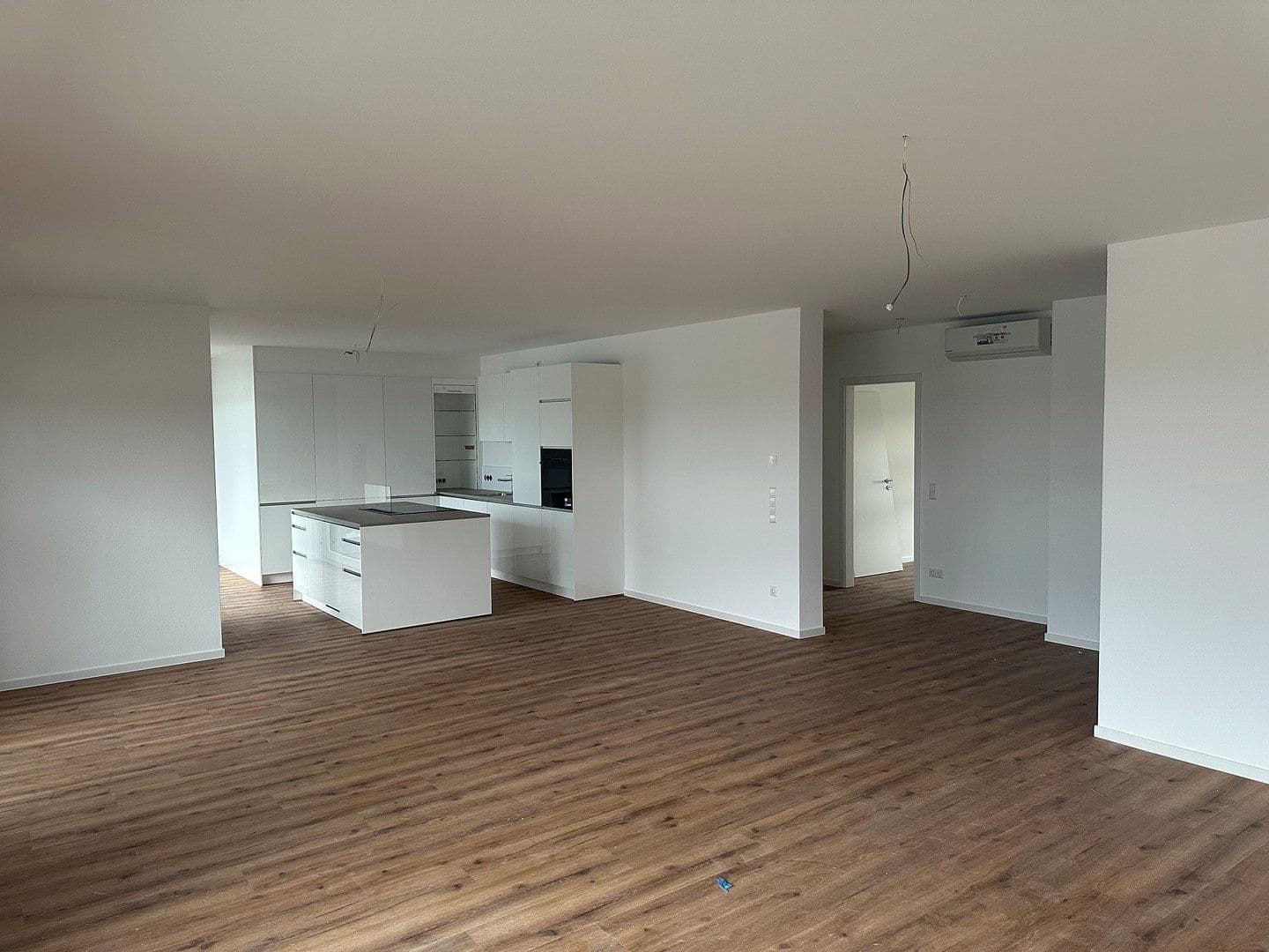 Pronájem bytu 3+kk 147 m², Hühnlesäcker 4, 74360 Ilfeld, Ilsfeld, Bádensko-Württembersko Pronájem bytu 3+kk 147 m², Hühnlesäcker 4, 74360 Ilfeld, Ilsfeld, Bádensko-Württembersko