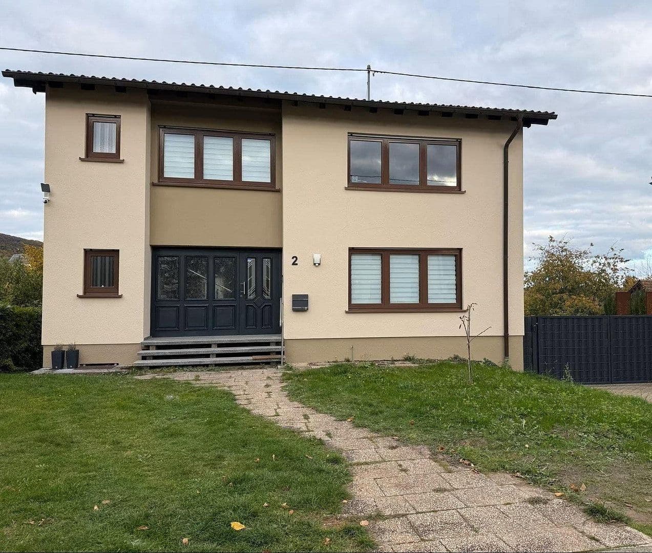 Prodej domu 196 m², pozemek 1.382 m², Oberthal, Země Sársko Prodej domu 196 m², pozemek 1.382 m², Oberthal, Země Sársko