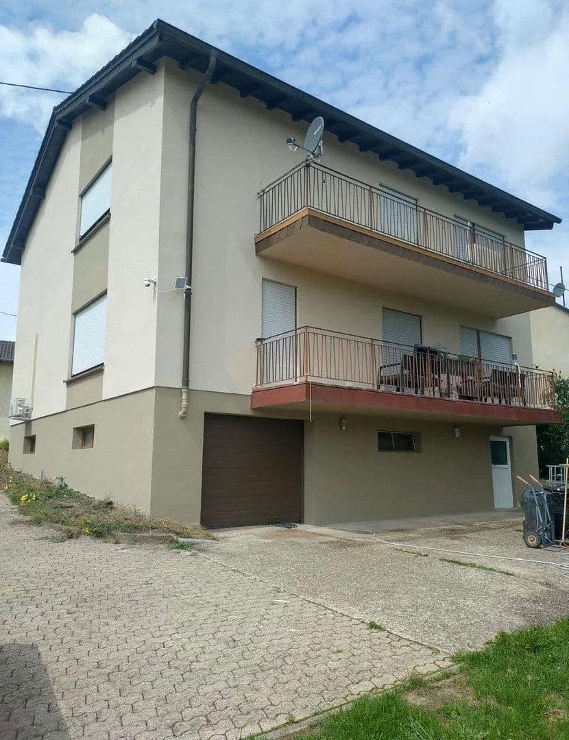 Prodej domu 196 m², pozemek 1.382 m², Oberthal, Země Sársko Prodej domu 196 m², pozemek 1.382 m², Oberthal, Země Sársko