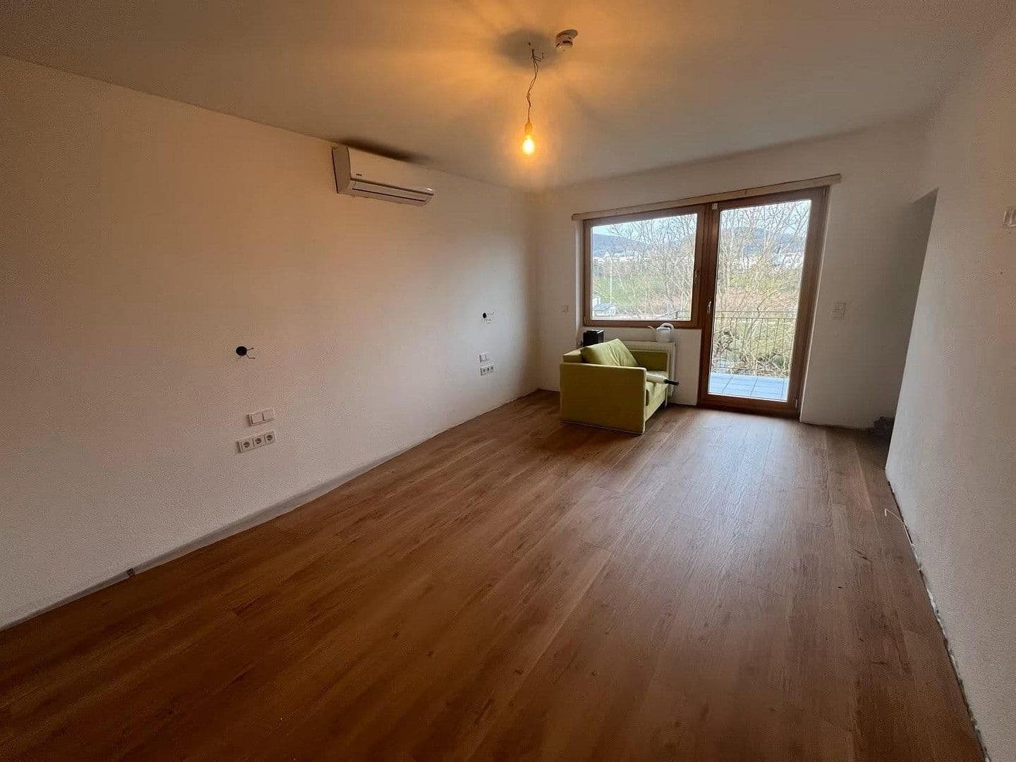 Prodej domu 196 m², pozemek 1.382 m², Oberthal, Země Sársko Prodej domu 196 m², pozemek 1.382 m², Oberthal, Země Sársko