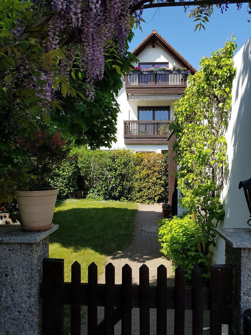 Prodej bytu 3+1 70 m², Widmannstraße 15, München, Bavorsko Prodej bytu 3+1 70 m², Widmannstraße 15, München, Bavorsko