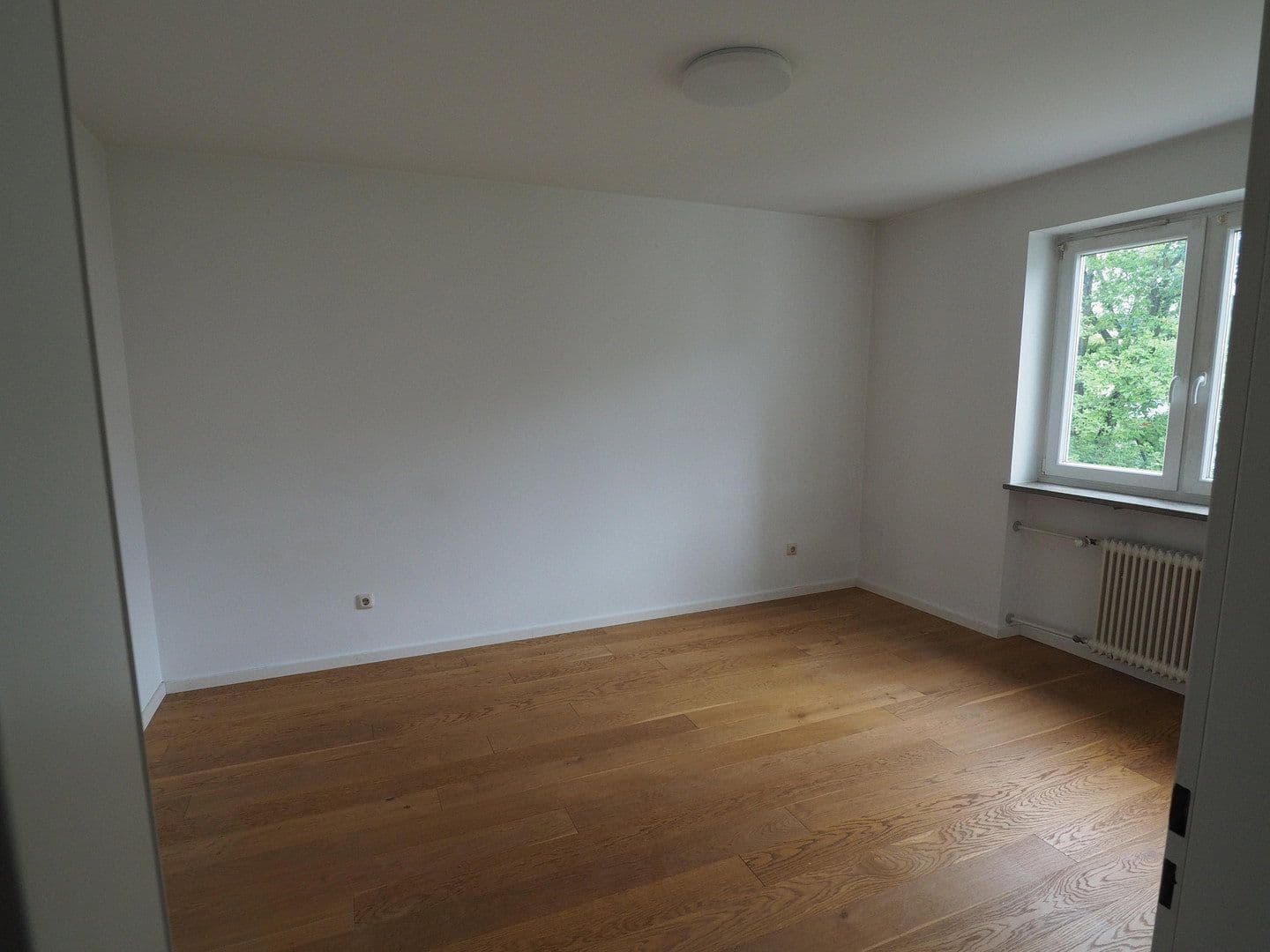 Prodej bytu 3+1 77 m², Klingerstrasse, 34, München, Bavorsko Prodej bytu 3+1 77 m², Klingerstrasse, 34, München, Bavorsko