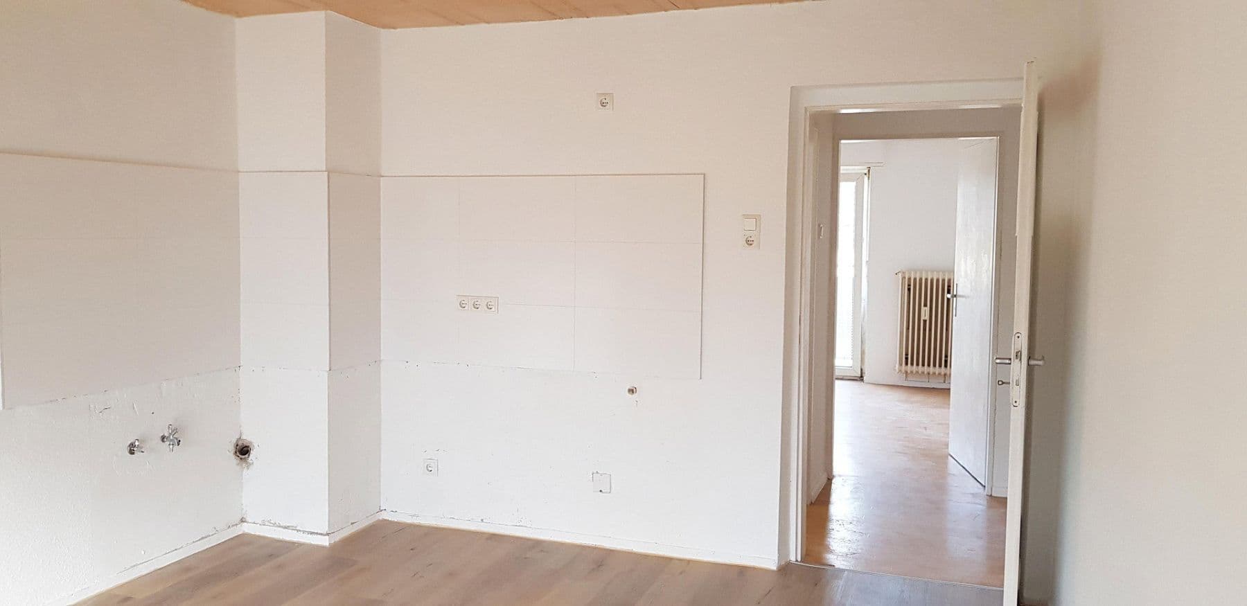 Pronájem bytu 2+1 47 m², Ludwigshafen, Porýní-Falc Pronájem bytu 2+1 47 m², Ludwigshafen, Porýní-Falc