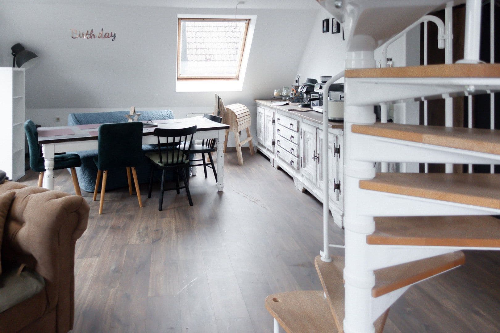 Prodej domu 250 m², pozemek 689 m², Heddesbach, Bádensko-Württembersko Prodej domu 250 m², pozemek 689 m², Heddesbach, Bádensko-Württembersko