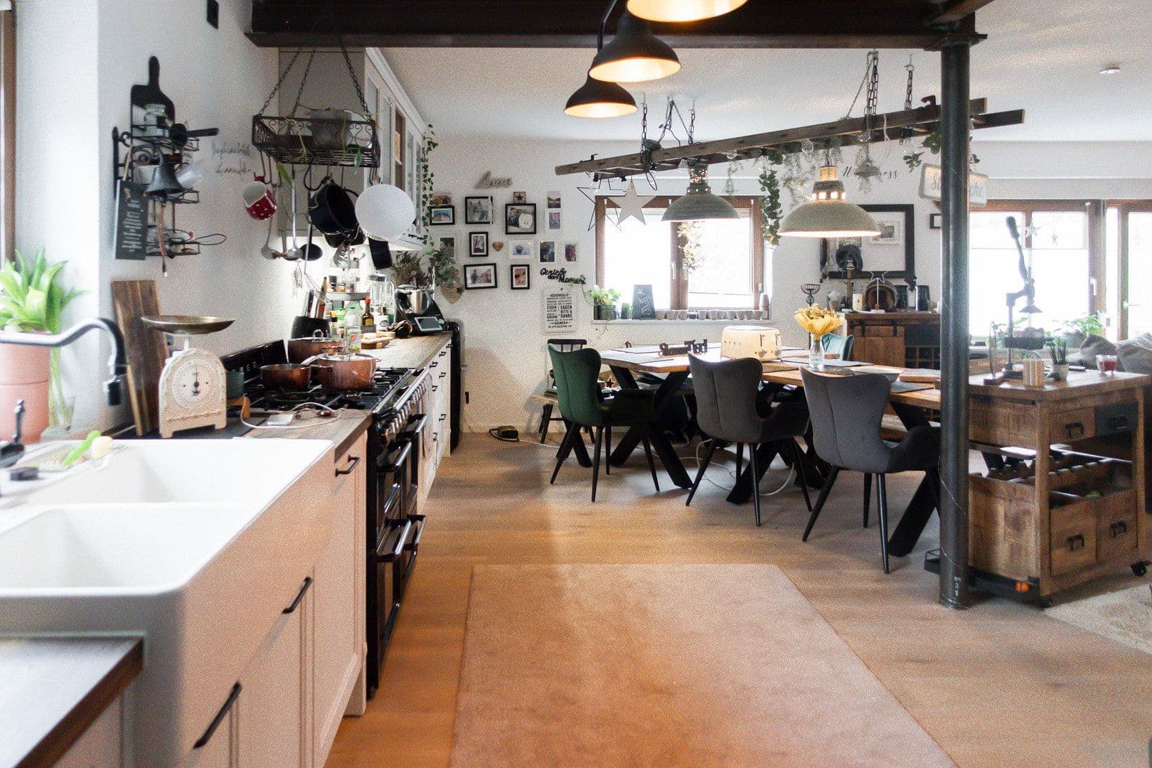 Prodej domu 250 m², pozemek 689 m², Heddesbach, Bádensko-Württembersko Prodej domu 250 m², pozemek 689 m², Heddesbach, Bádensko-Württembersko