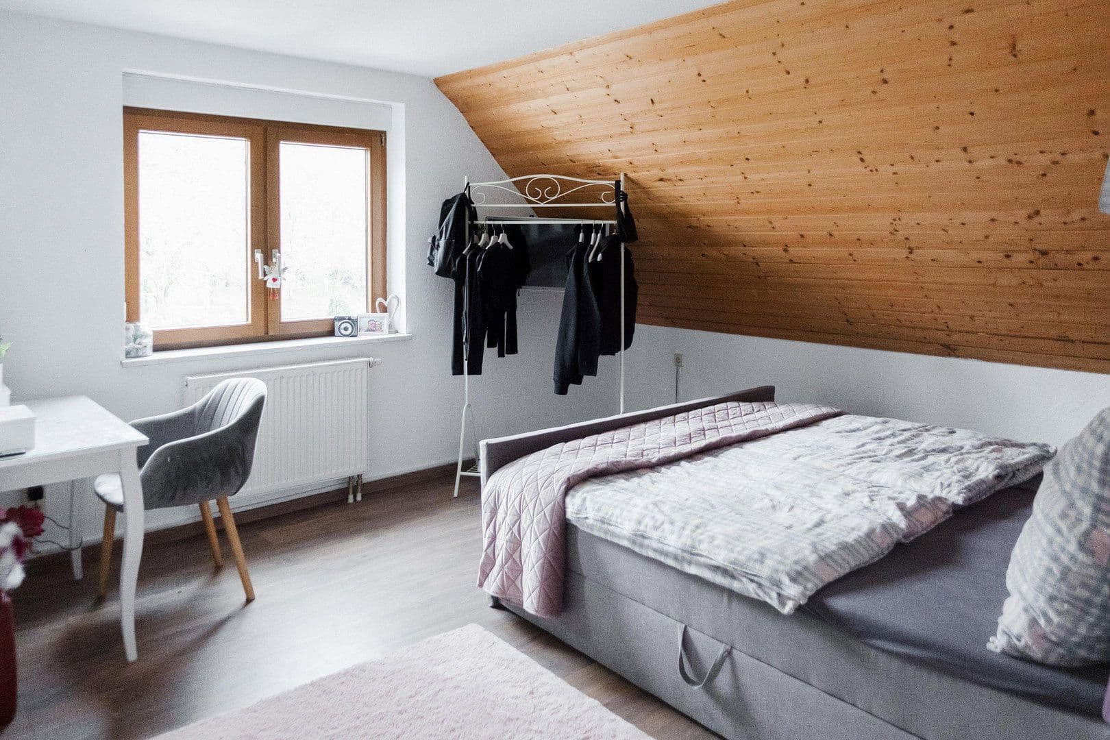 Prodej domu 250 m², pozemek 689 m², Heddesbach, Bádensko-Württembersko Prodej domu 250 m², pozemek 689 m², Heddesbach, Bádensko-Württembersko